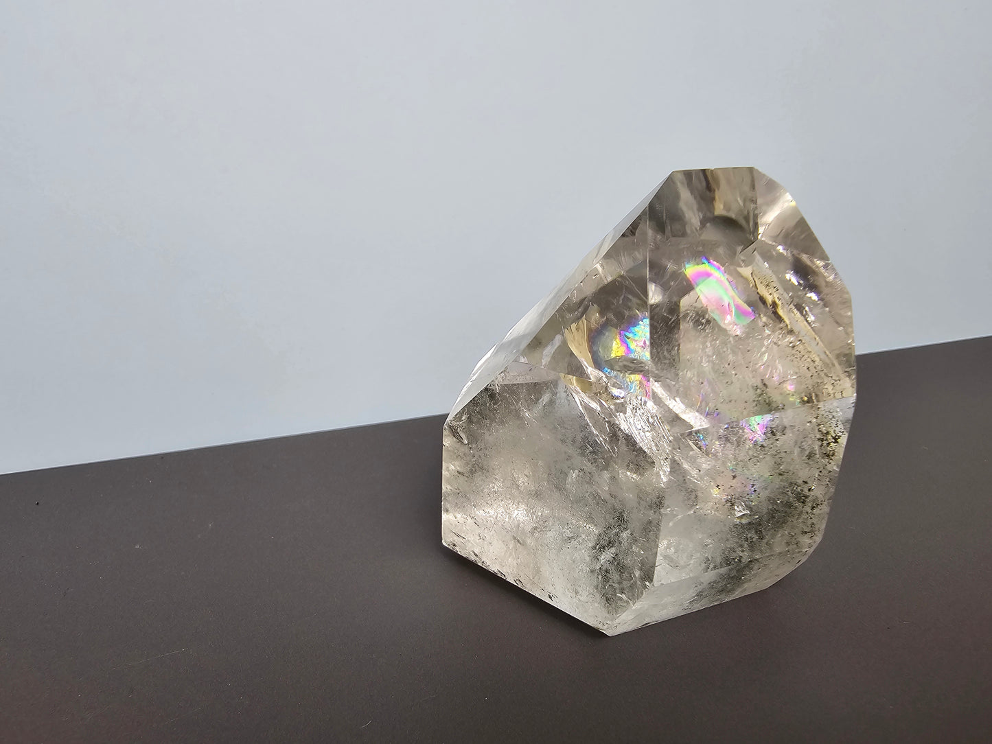 Lemurian Quartz- Inclusions & Rainbows 32A